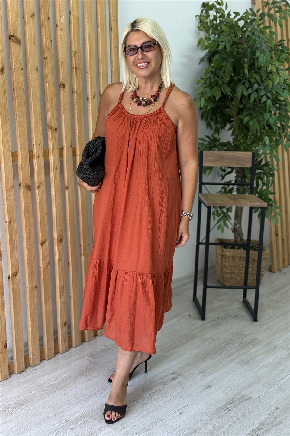 Tarçın Çapraz Askılı Astarlı Pamuk ElbiseELB26001100-TARCIN-STD