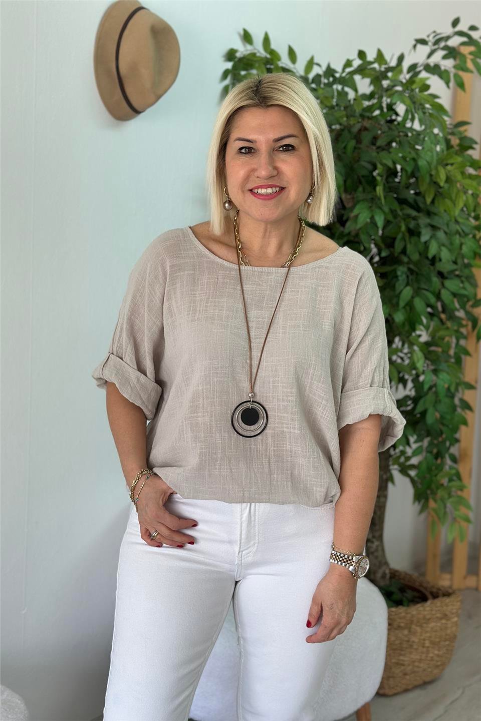 Taş Bisiklet Yaka Kolyeli Keten BluzUBL2412236-TAS-STD