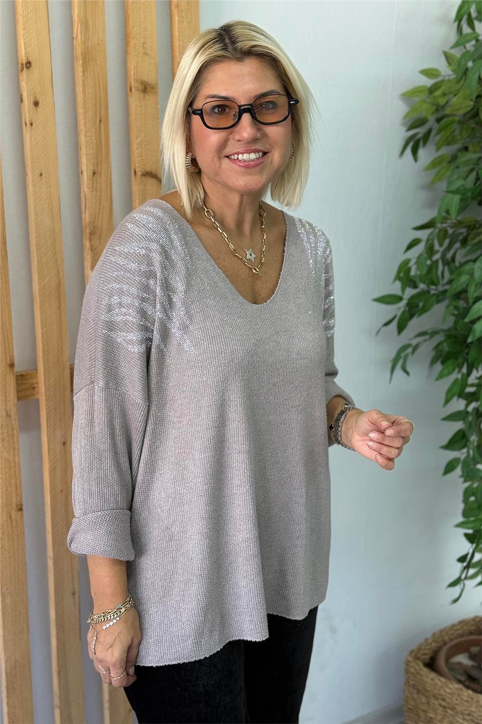 Vizon V Yaka Omuz Pul İşlemeli Tunik Pamuk TrikoUT24111003-VIZON-STD