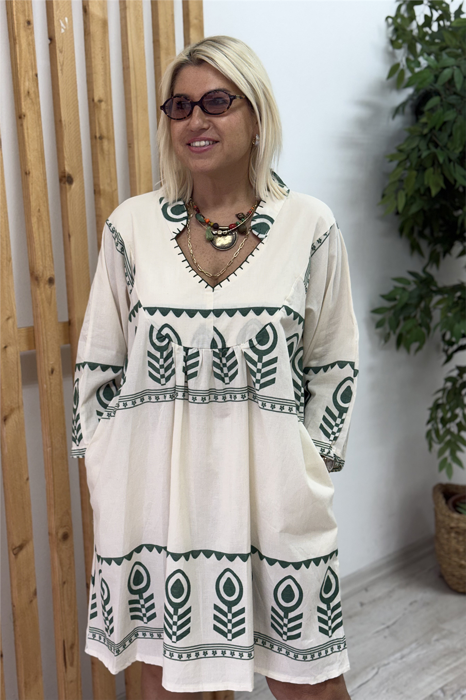 Yeşil Damla Desen El İşlemeli Pamuk ElbiseELB26001092-YESIL-STD