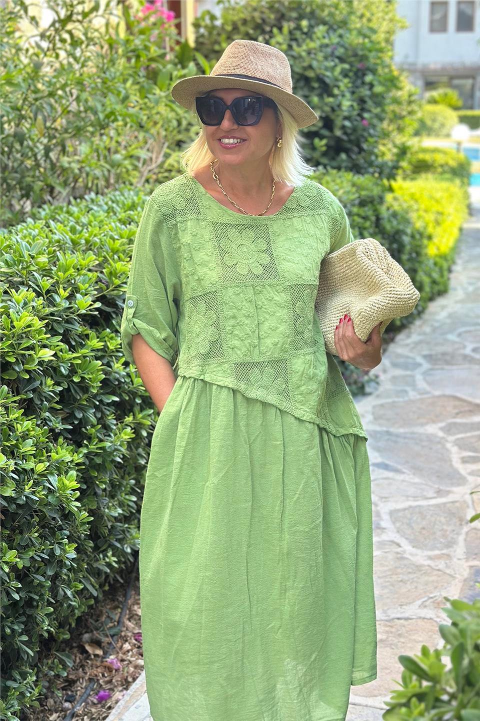 Yeşil İthal Kabartma Nakış Pamuk ElbiseELB2401316-YESIL-STD