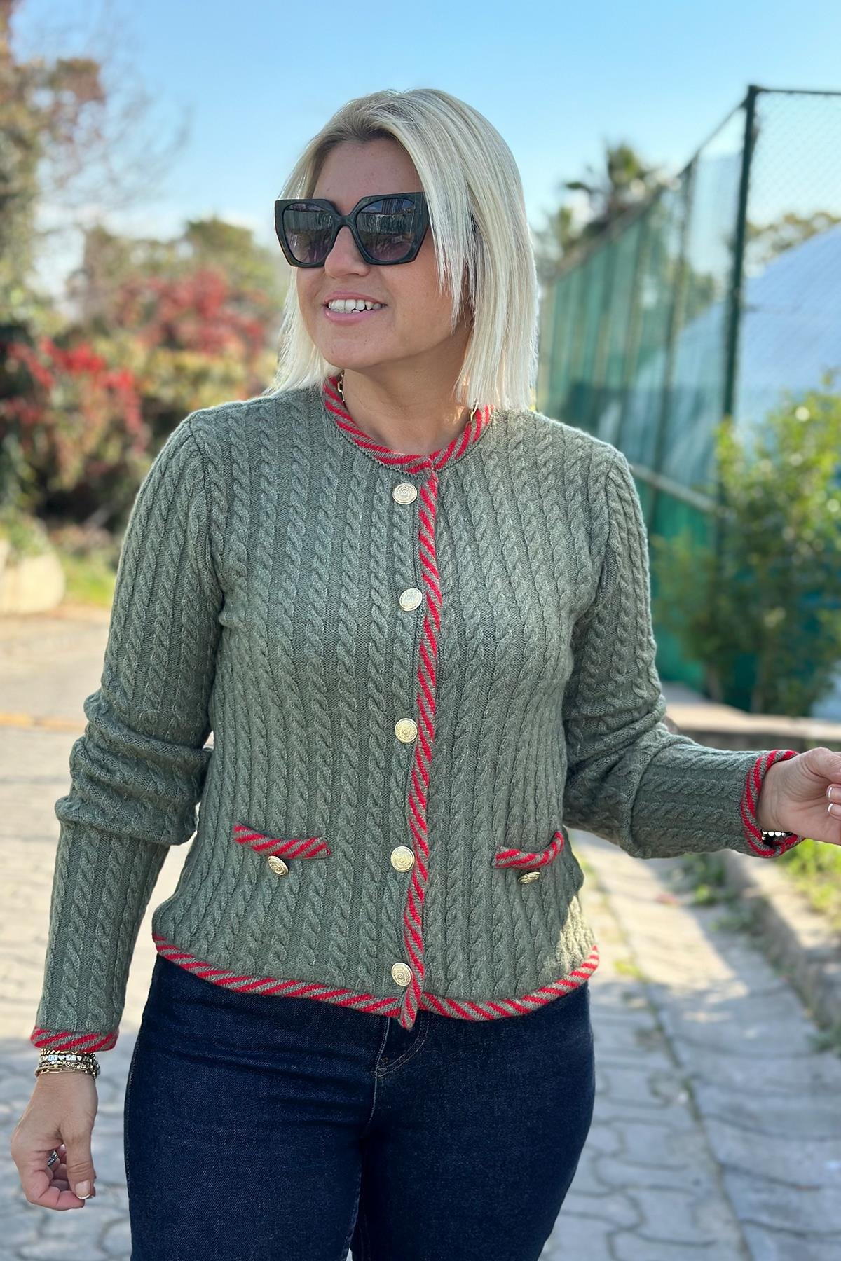 Yeşil Kırmızı Biyeli HırkaDK2230150-YESIL-STD