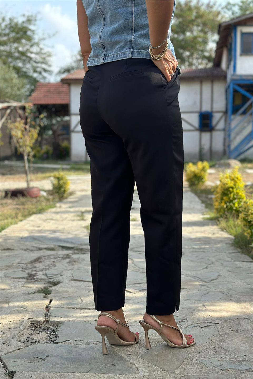 Yüksek Bel Pileli Pantolon AK224051-SIYAH-S