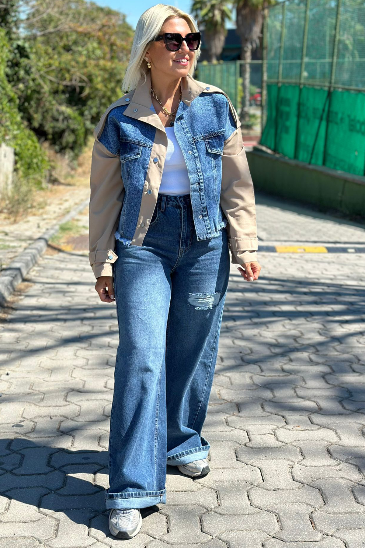 Yüksek Bel Yırtık Detay Bol Paça JeanAK223029-MAVI-S