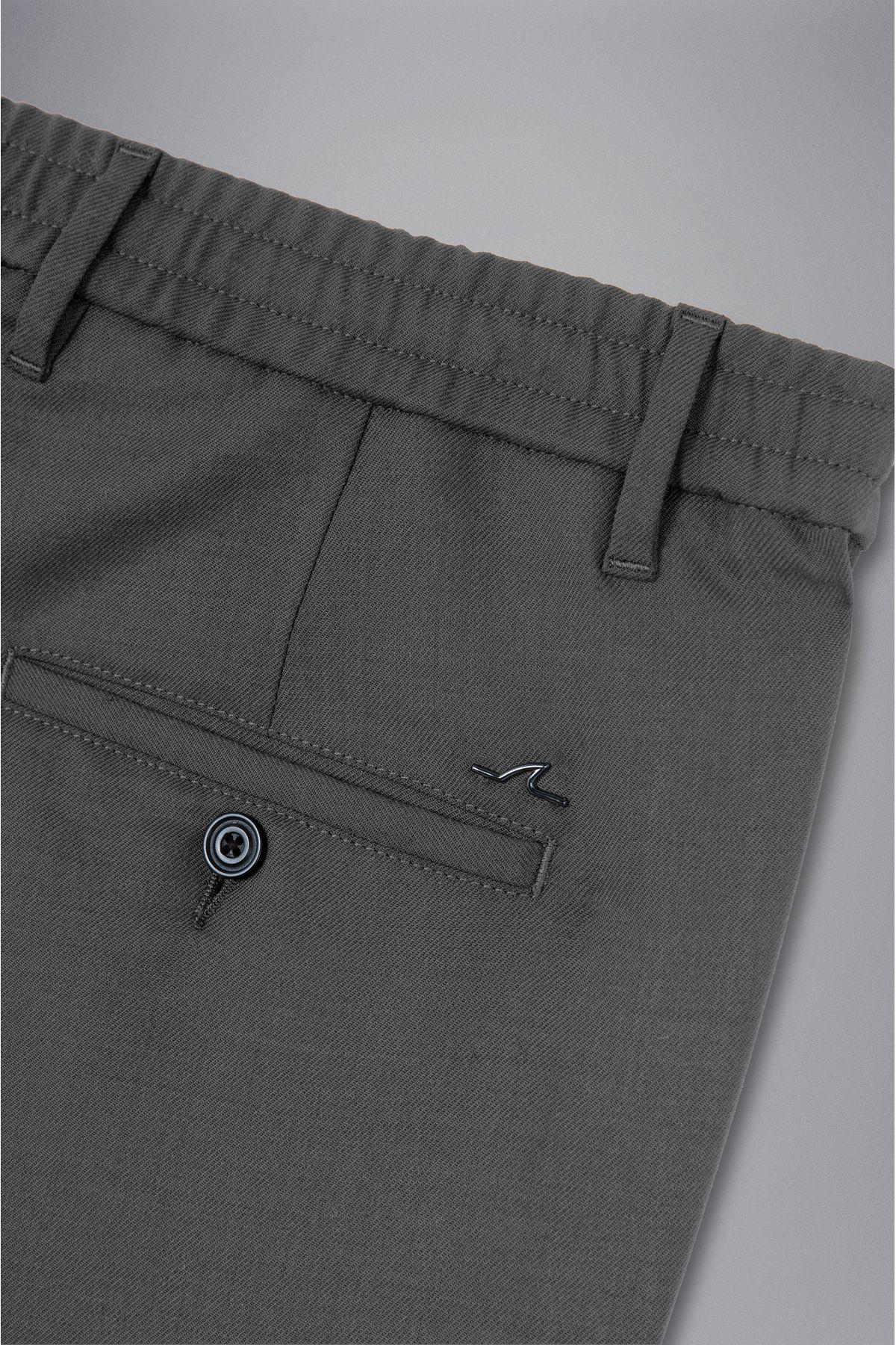 cargo-leisure-trousers-29-a4b.jpg