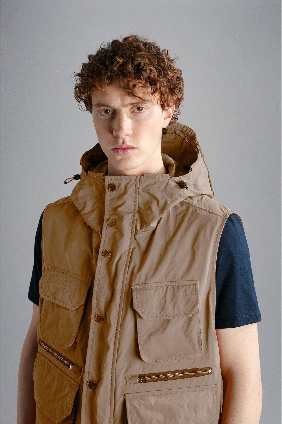 gilet-dyed-garment-589f3f.jpg