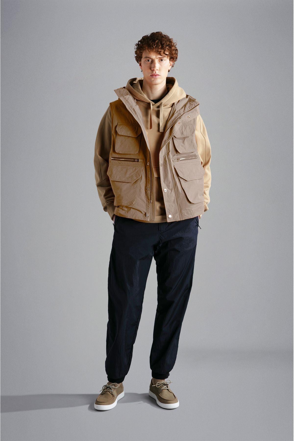 gilet-dyed-garment-d6c415.jpg