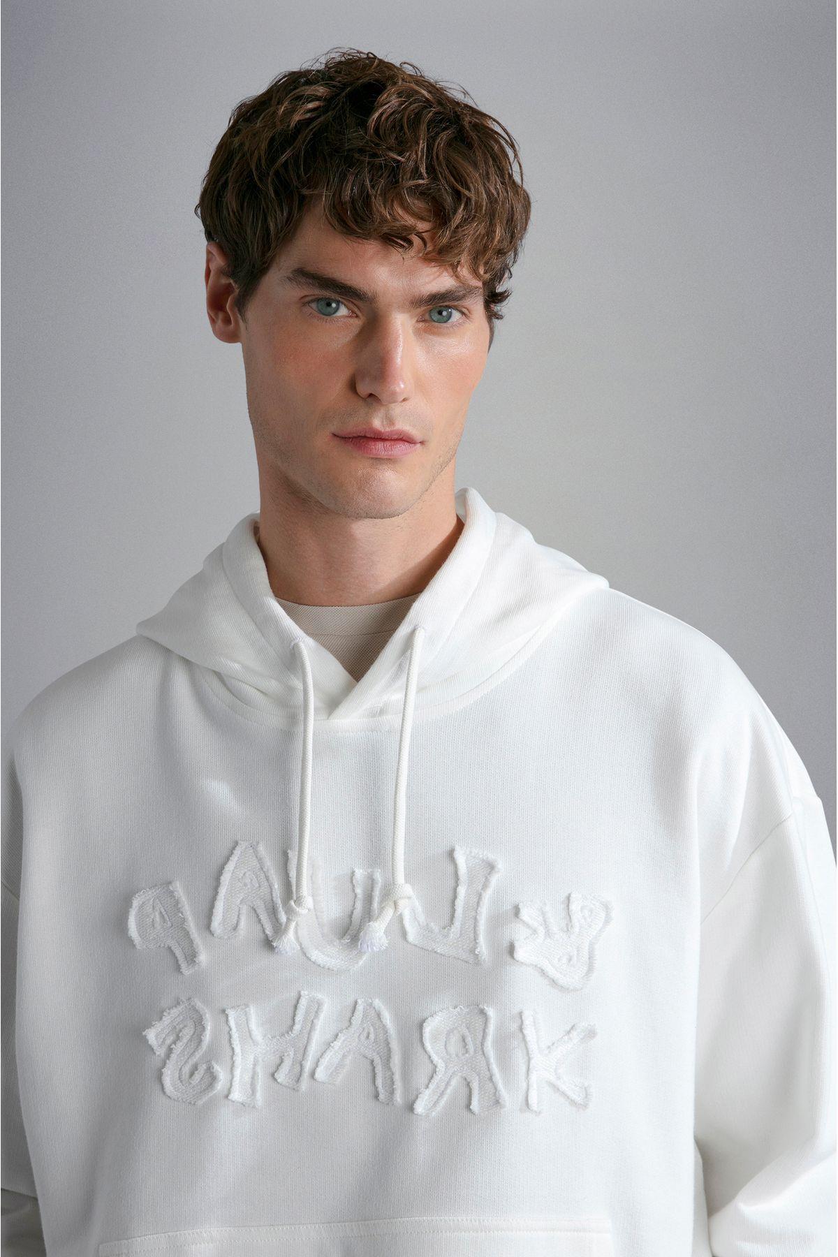 hooded-sweatshirt--b16d2.jpg