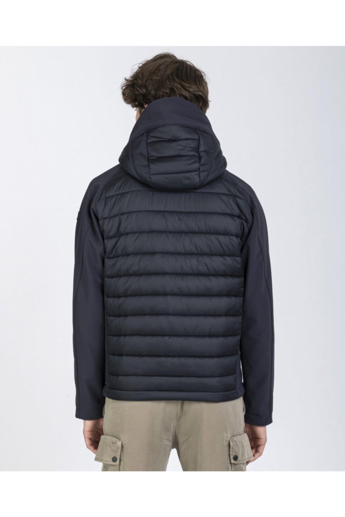 hybrid-jacket--17b4-.jpg