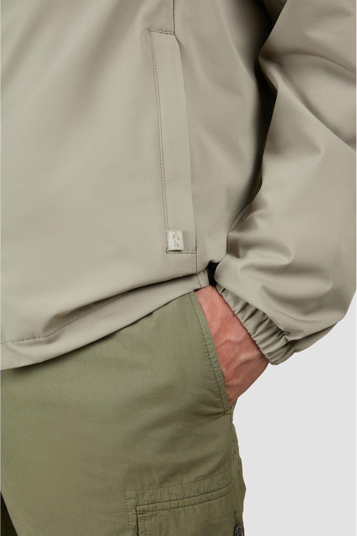 jacket-dynamic-stretch-aa5bb4.jpg