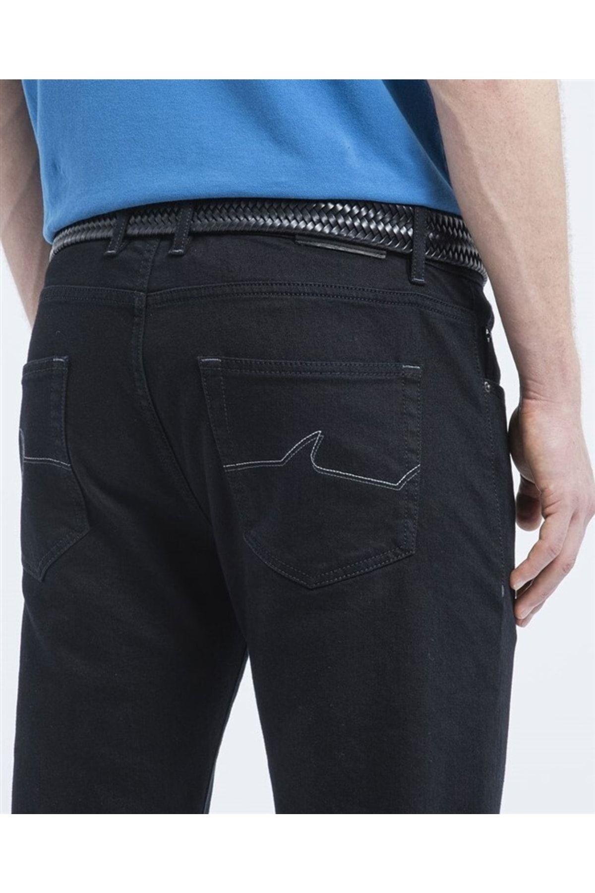 jeans-black-rivet-5-tasch-5e-4e0.jpg