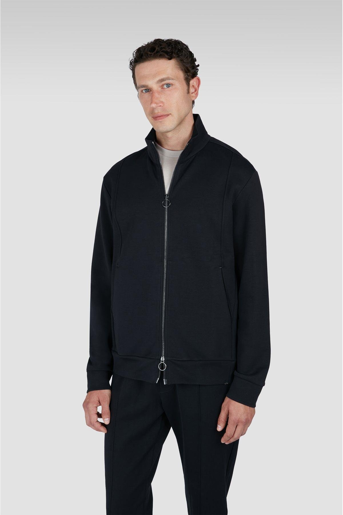 jogging-suit-6-0ce3.jpg
