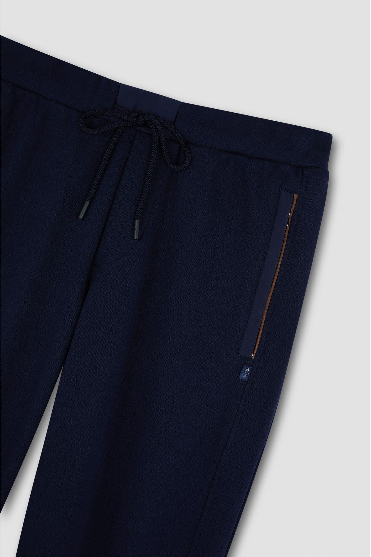 jogging-suit-83d5c6.jpg
