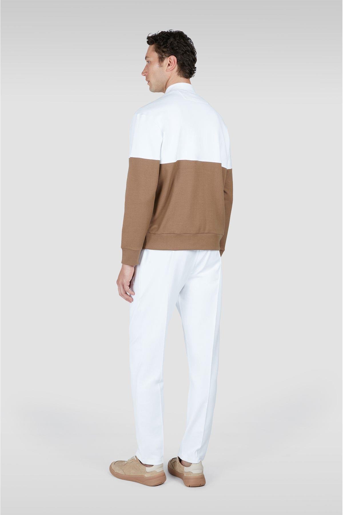 jogging-suit-9a7f25.jpg