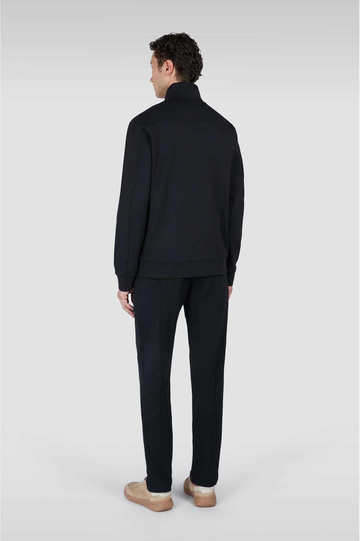 jogging-suit-c-252c.jpg