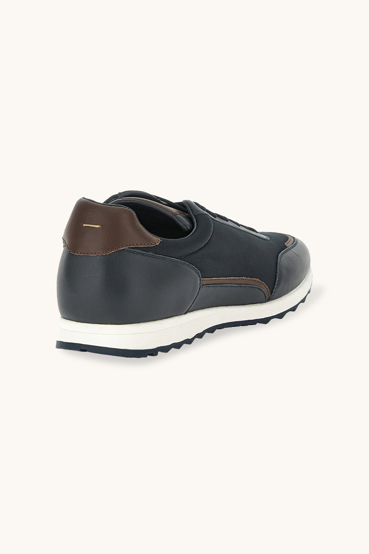 leather-sneakersayakkabi-terlikpaulsha-a3aea4.jpg