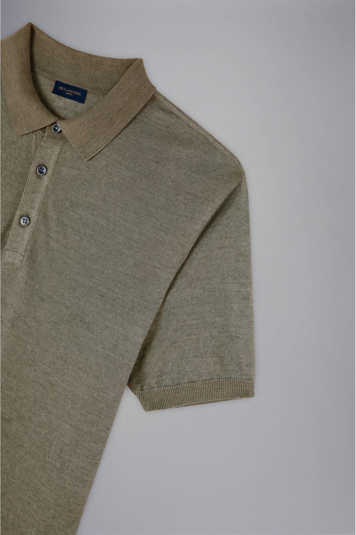 linen-poloshirt-d6e921.jpg