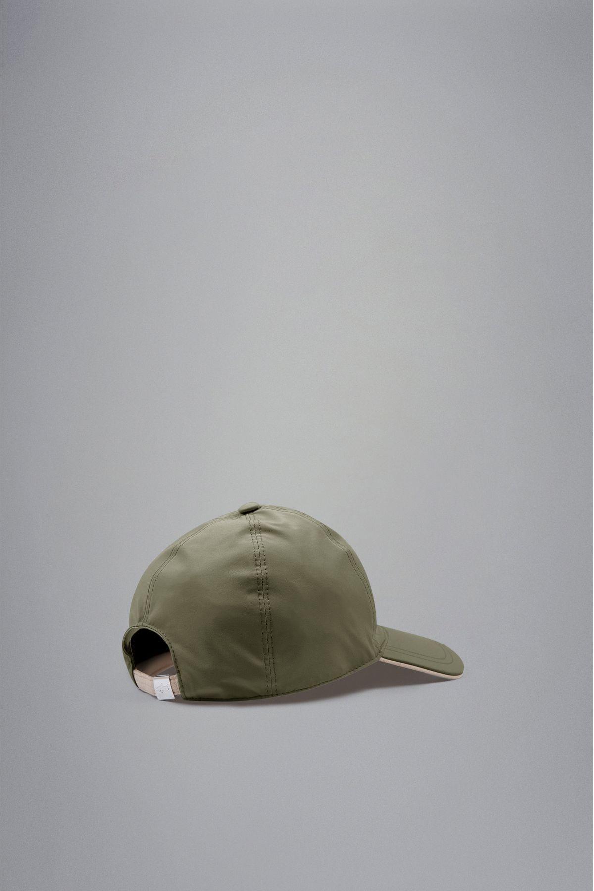 mens-baseball-cap-e04e2d.jpg