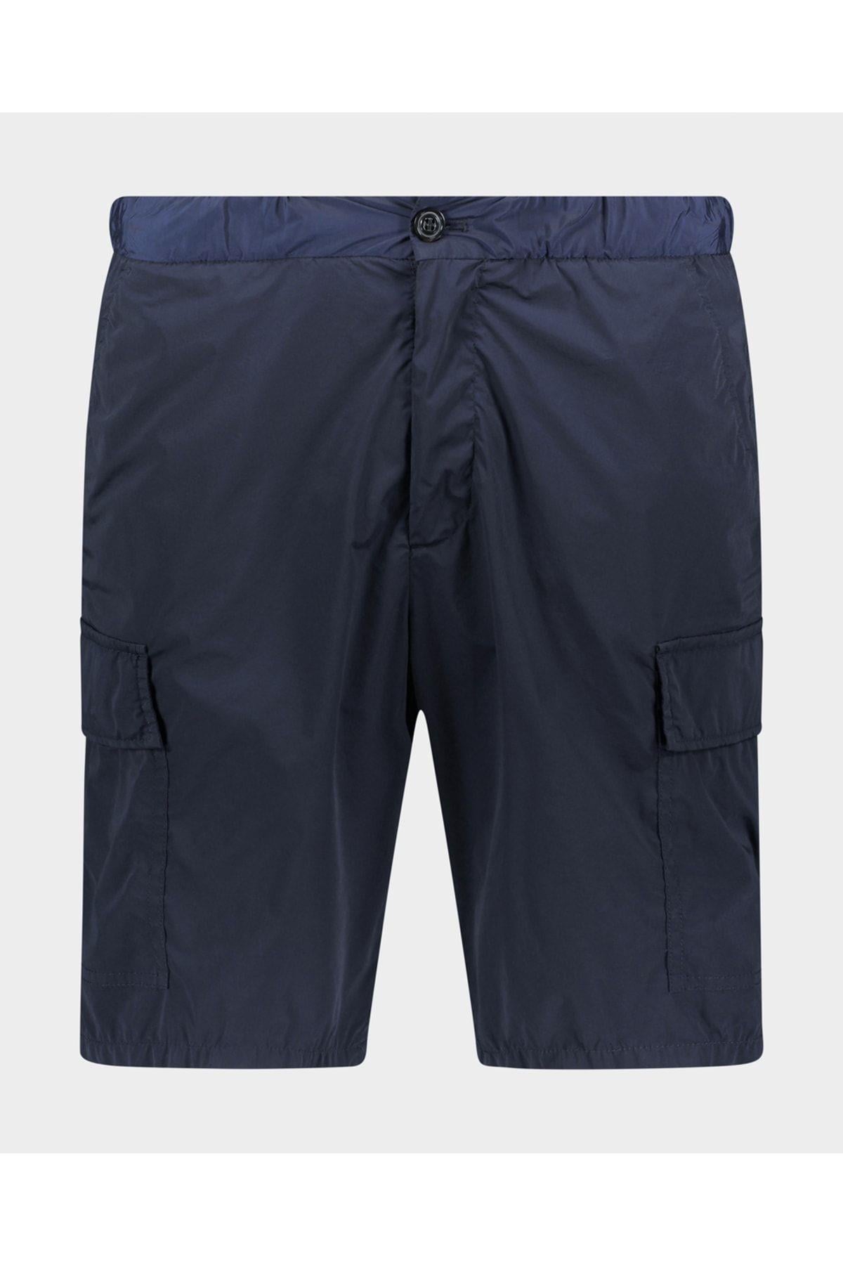 mens-cargo-shorts-228b0d.jpg