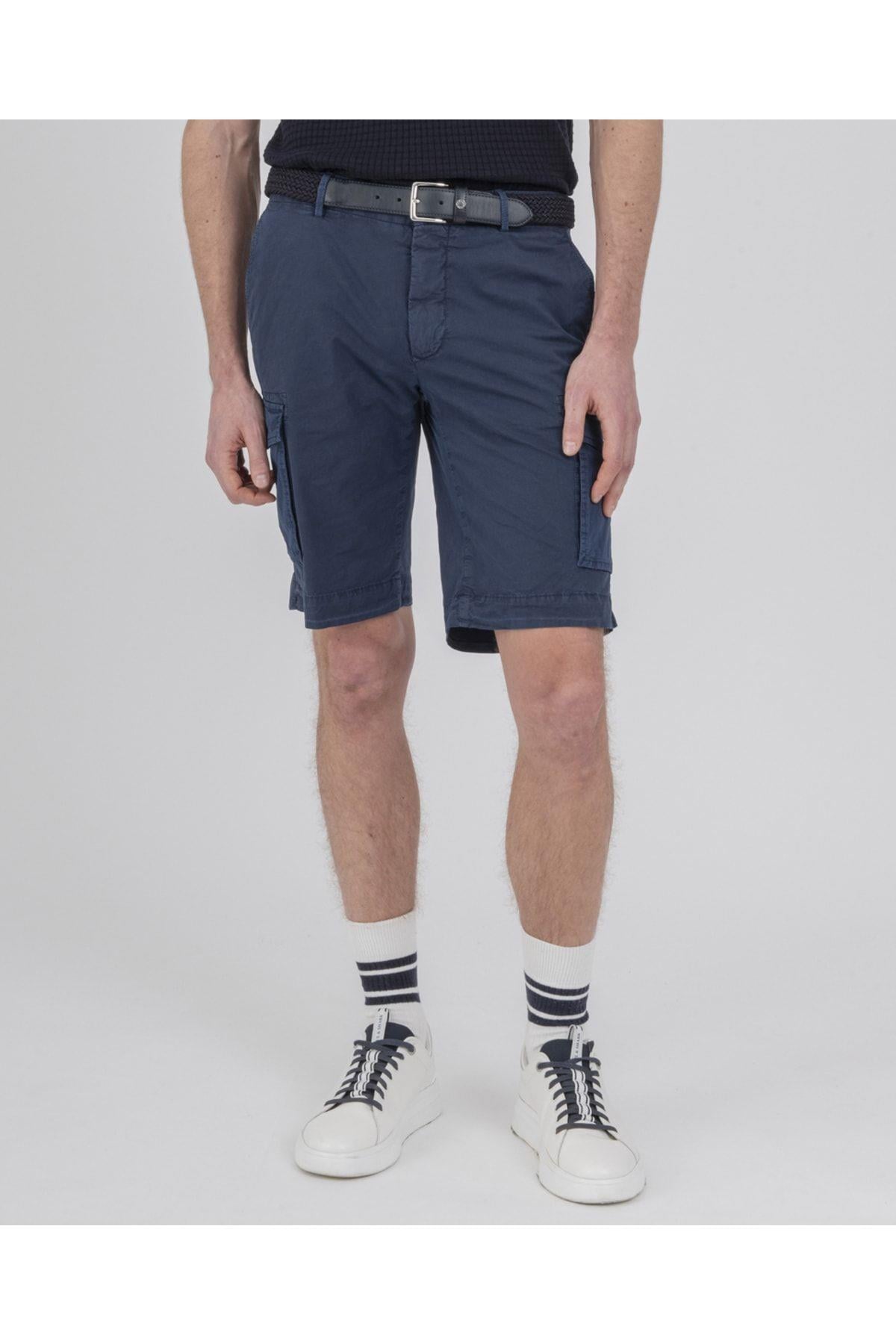 mens-cargo-shorts-8f47e7.jpg