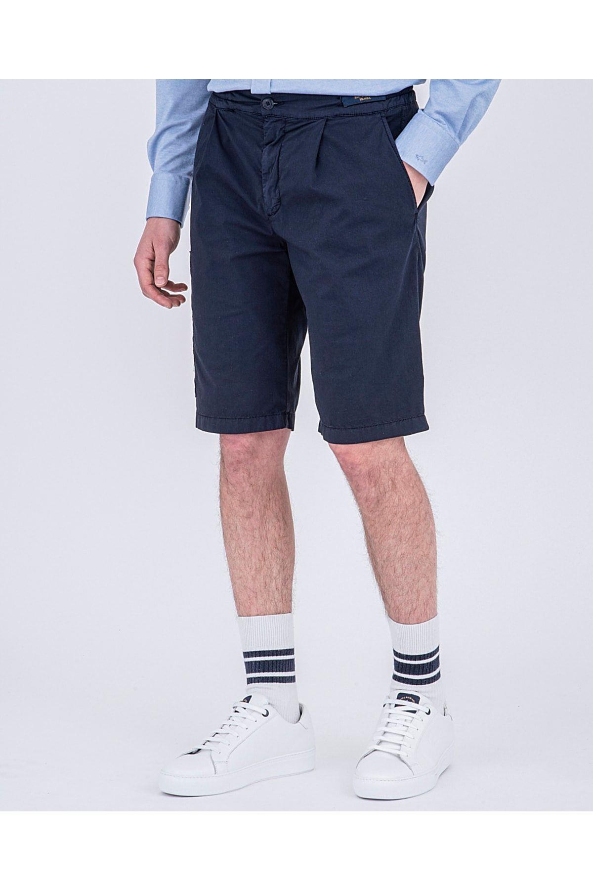mens-cargo-shorts-bed1-4.jpg