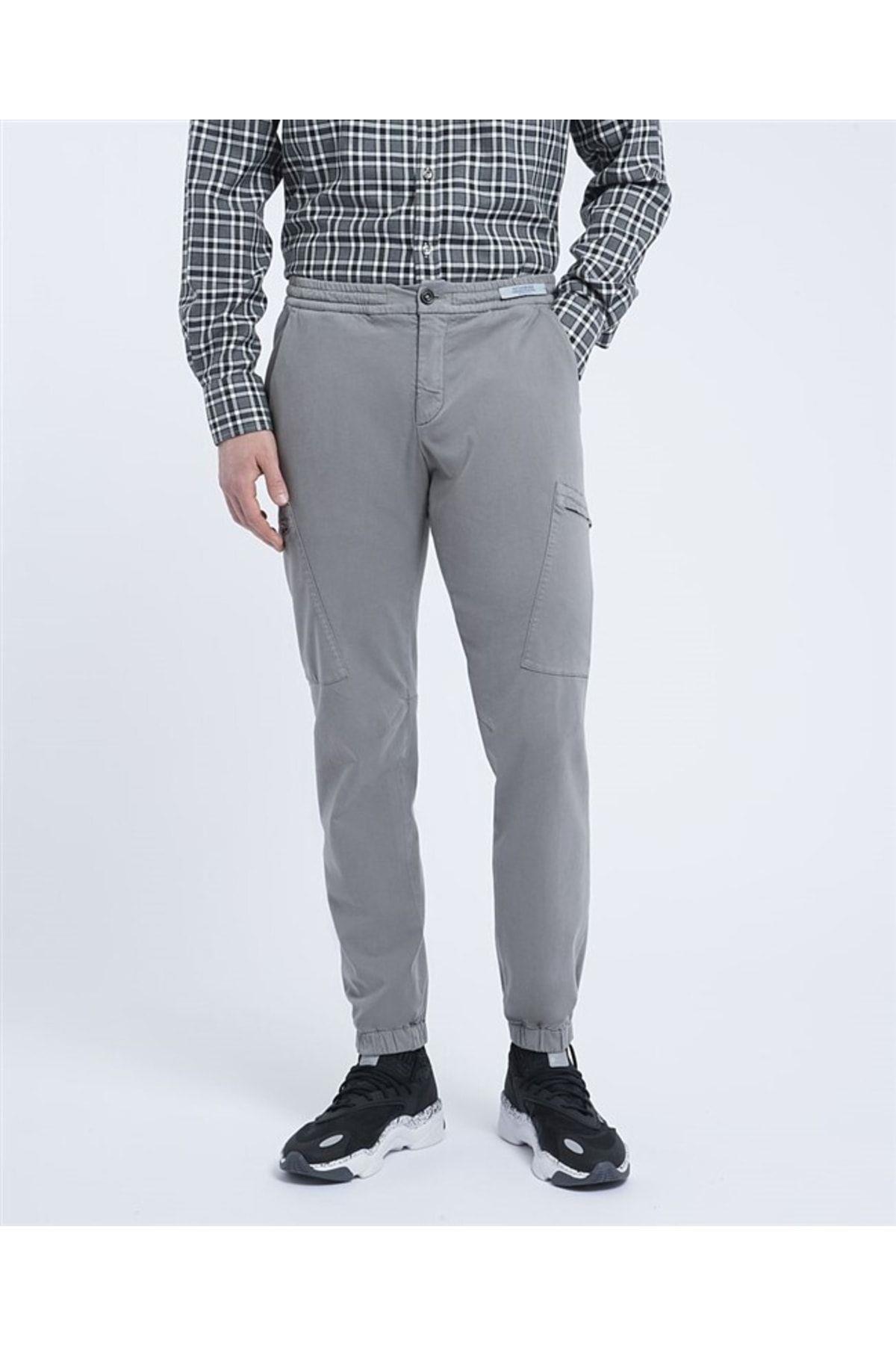 mens-cargo-trousers-68e235.jpg