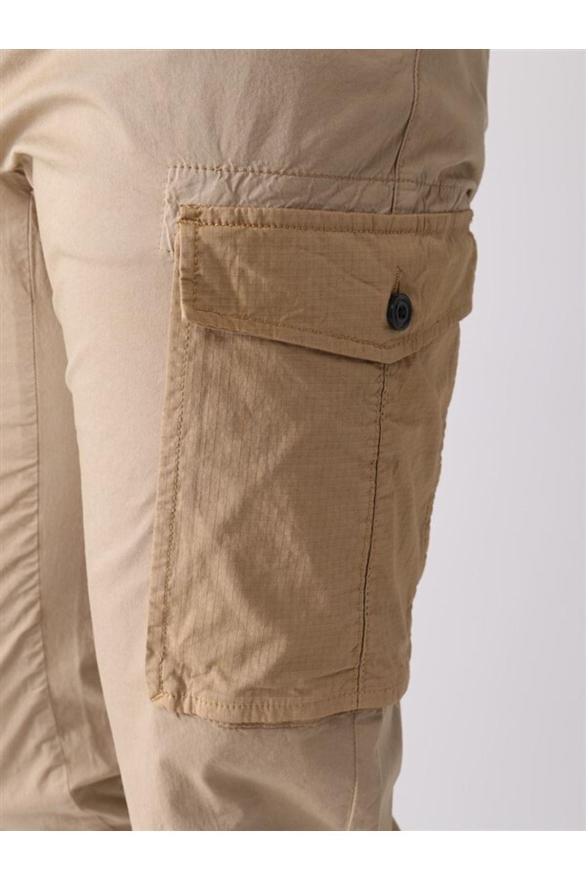 mens-cargo-trousers-7311a5.jpg
