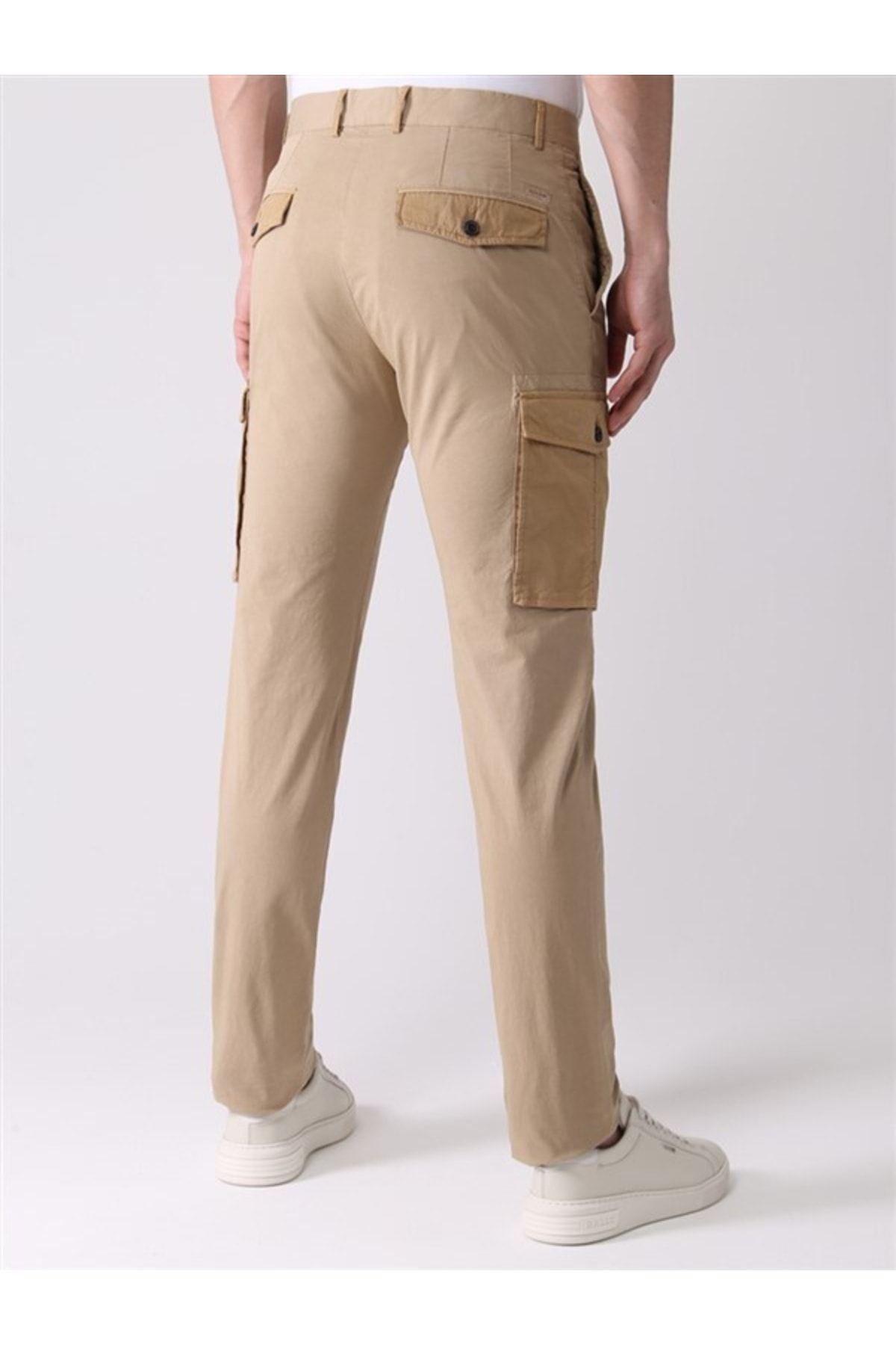 mens-cargo-trousers-8cc93c.jpg