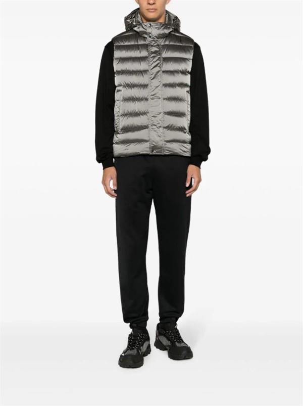 mens-down-waistcoat-c.w-80-2b0.jpg