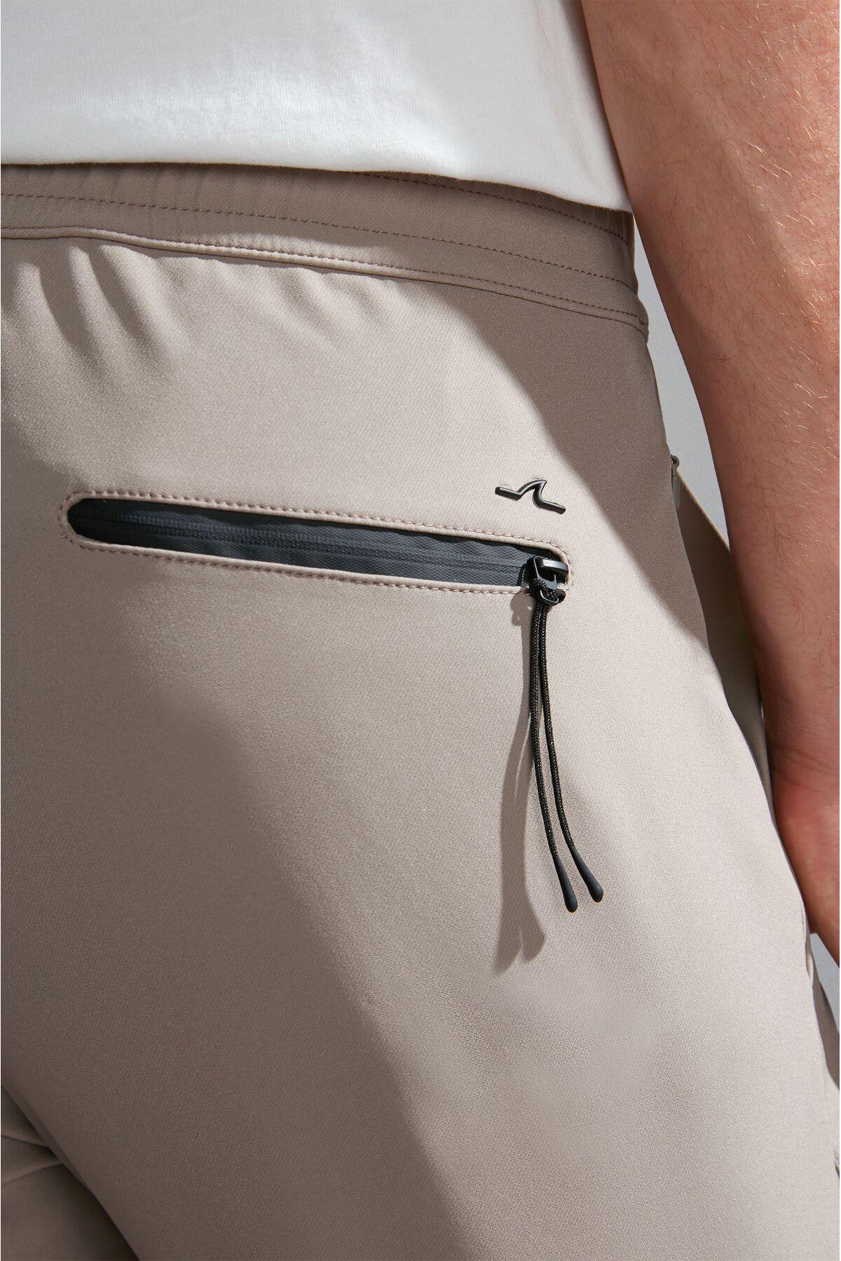 mens-knitted-jogging-trousers-8e423e.jpg