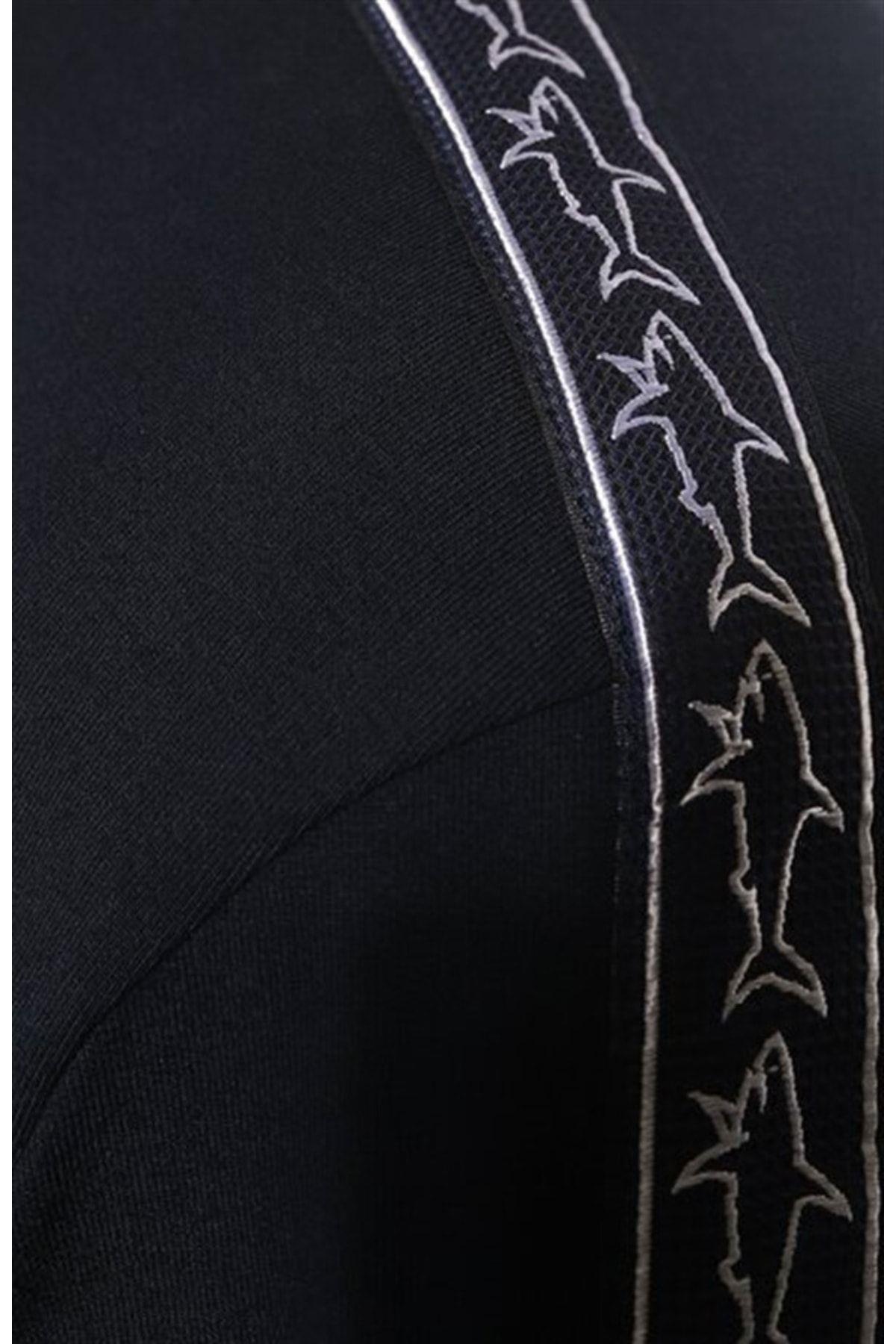 mens-knitted-sweatshirt-c.w-83f-4c.jpg