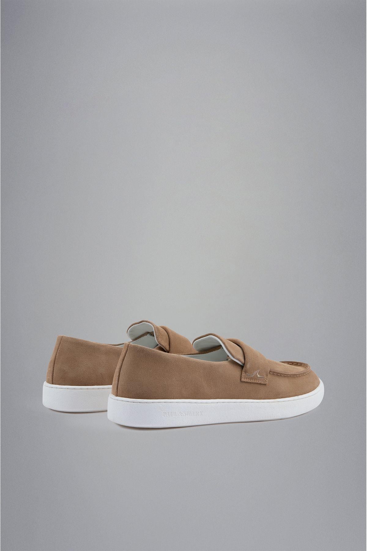 mens-leather-moccasin-6f5536.jpg