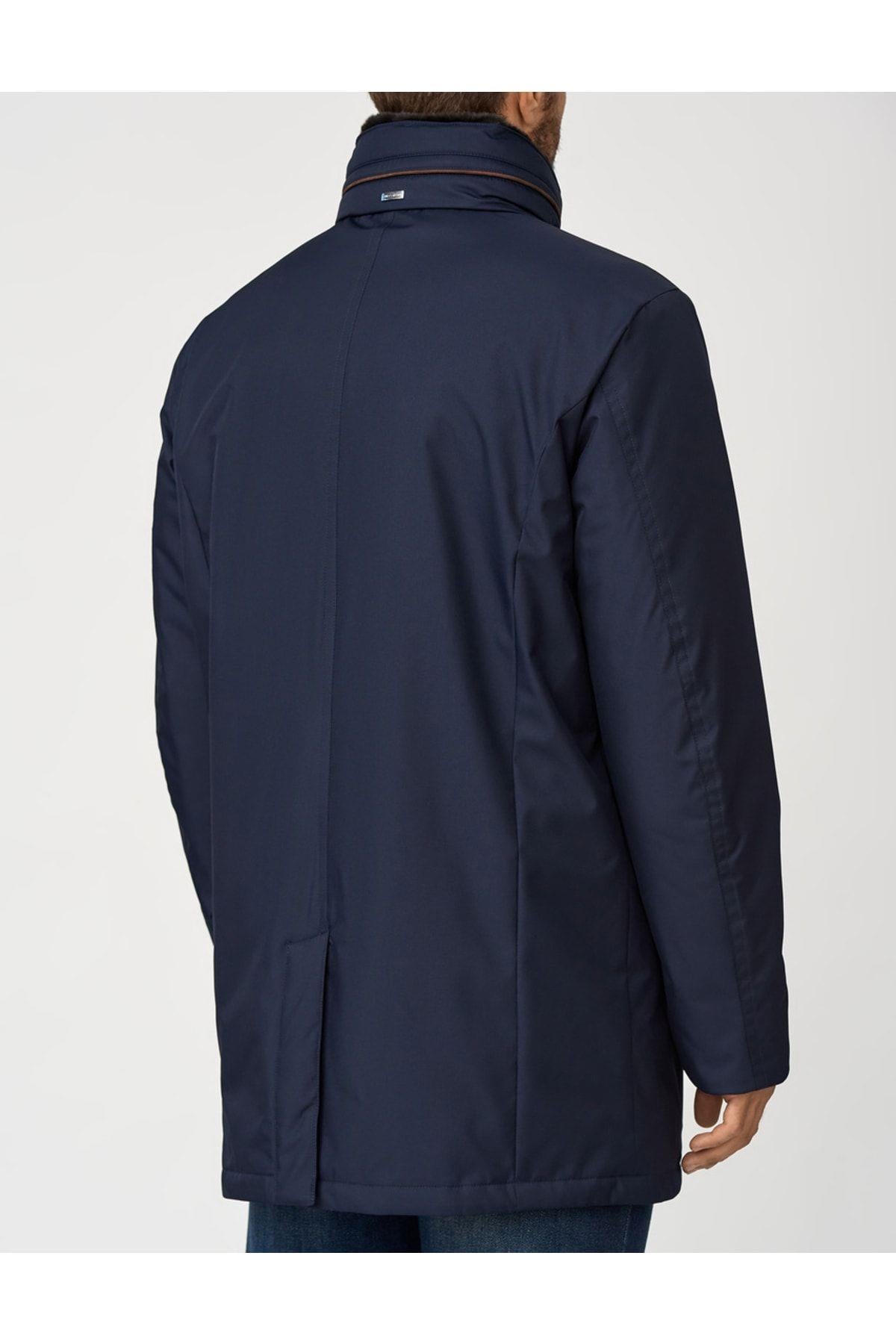 mens-typhoon-jacket-c.w-006a8b.jpg
