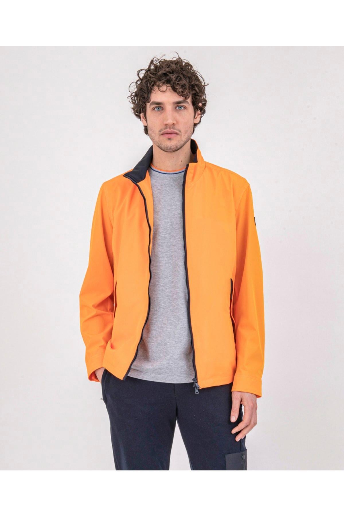 mens-typhoon-jacket-c.w-a-4b25.jpg