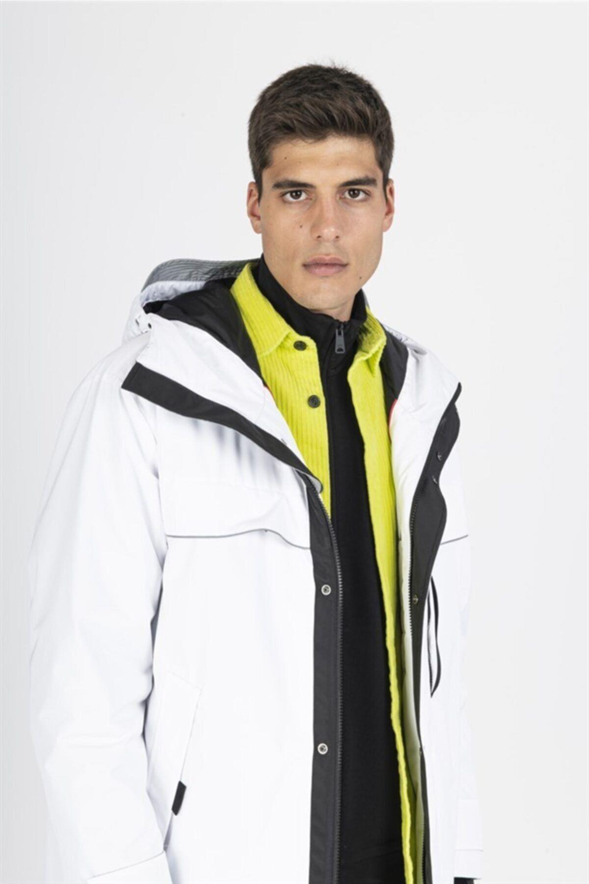 mens-typhoon-parka-89e-63.jpg