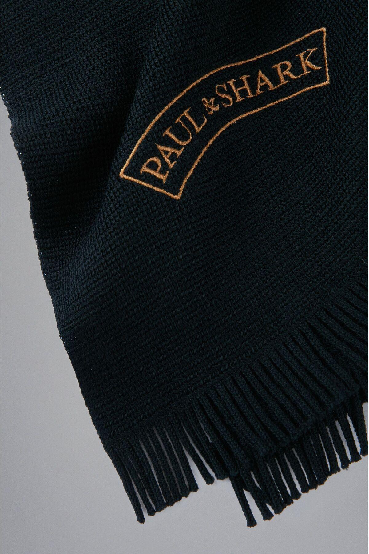 mens-woollen-scarf-435b5a.jpg