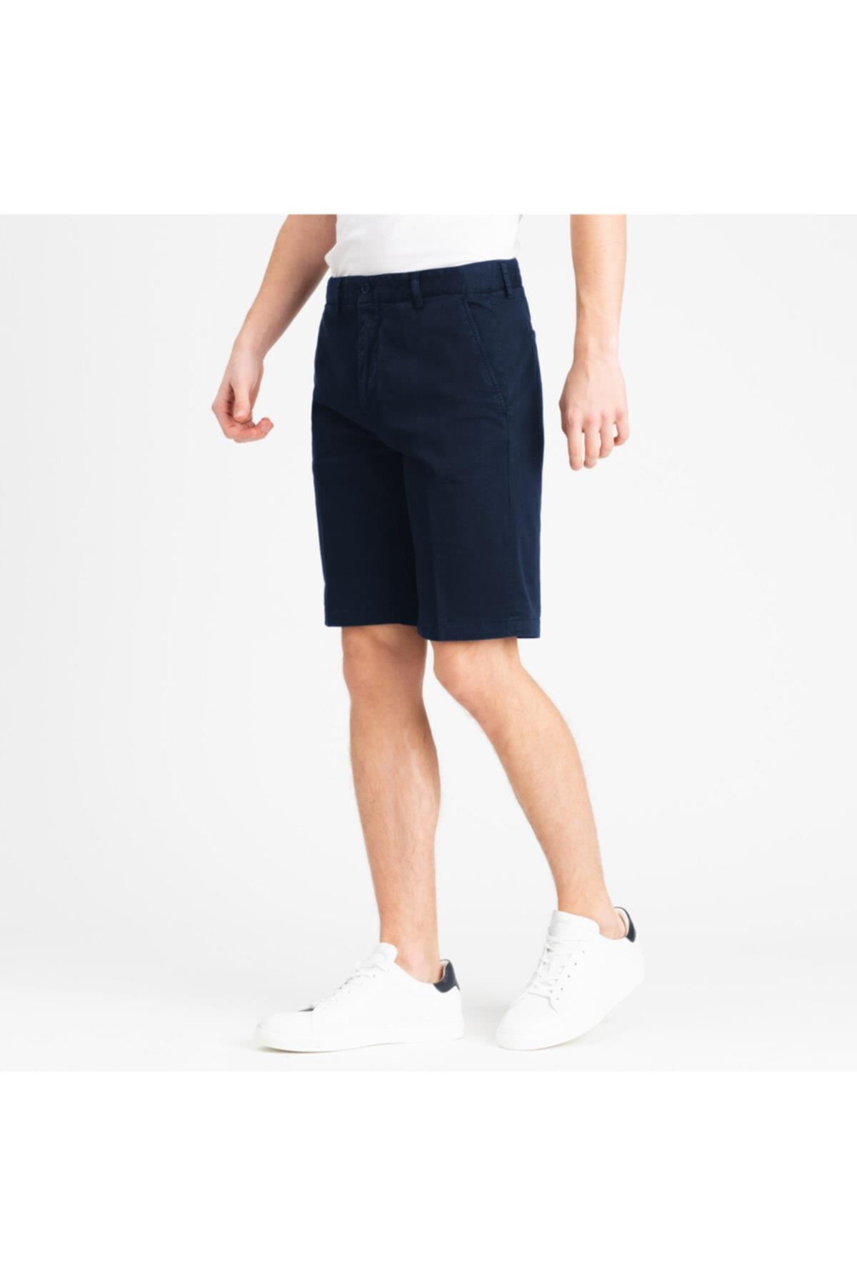 mens-woven-bermudas-c.w-dc-ae0.jpg
