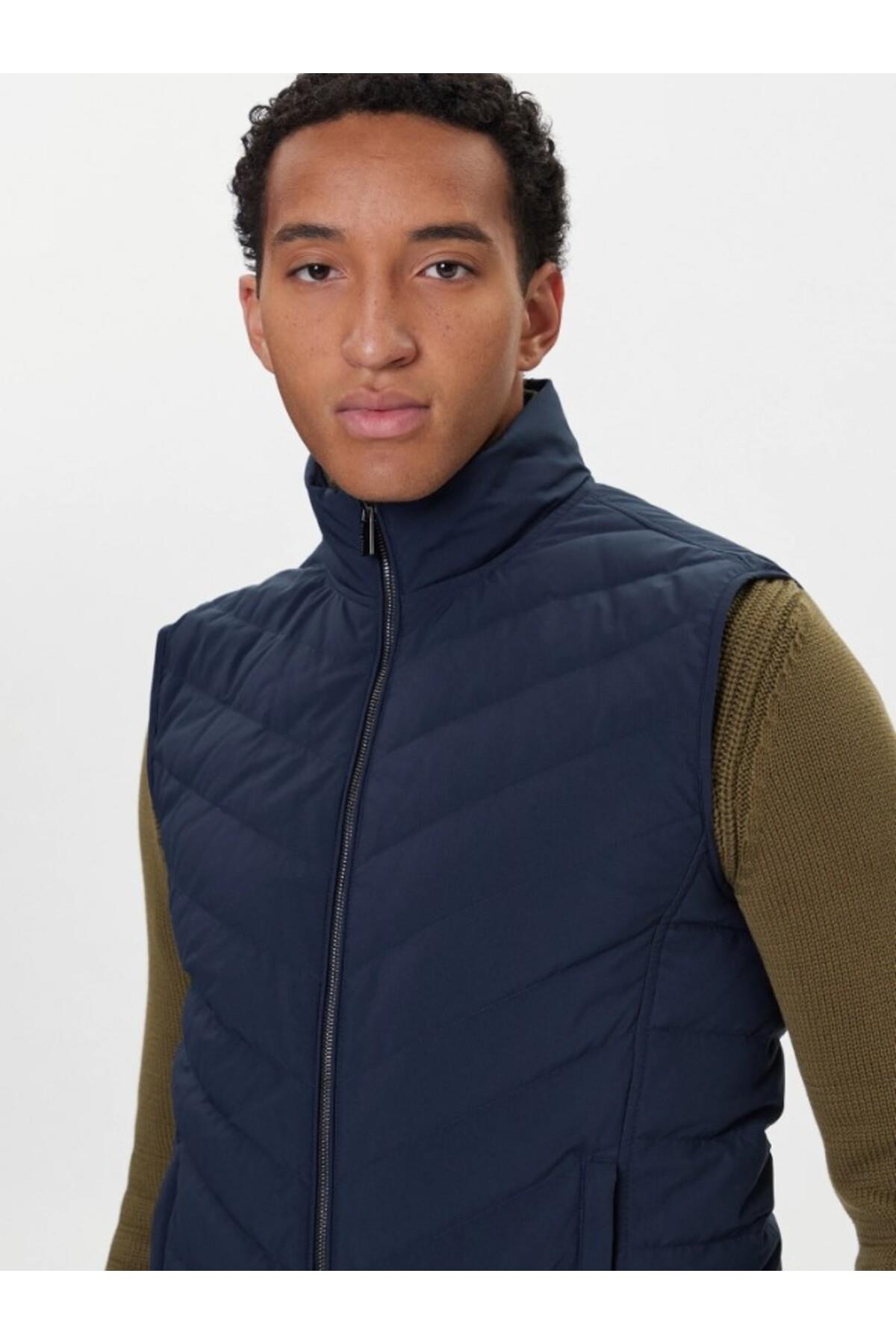 mens-woven-down-waistcoat-c.w-9da3ec.jpg