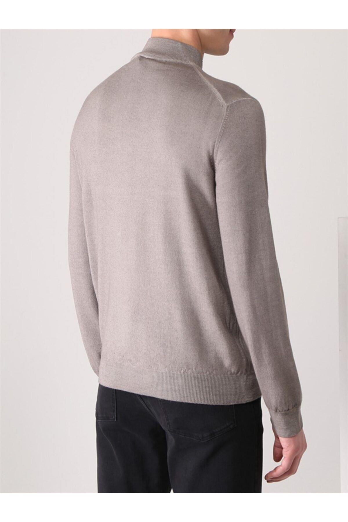 mens-zipped-pullover--4dc79.jpg
