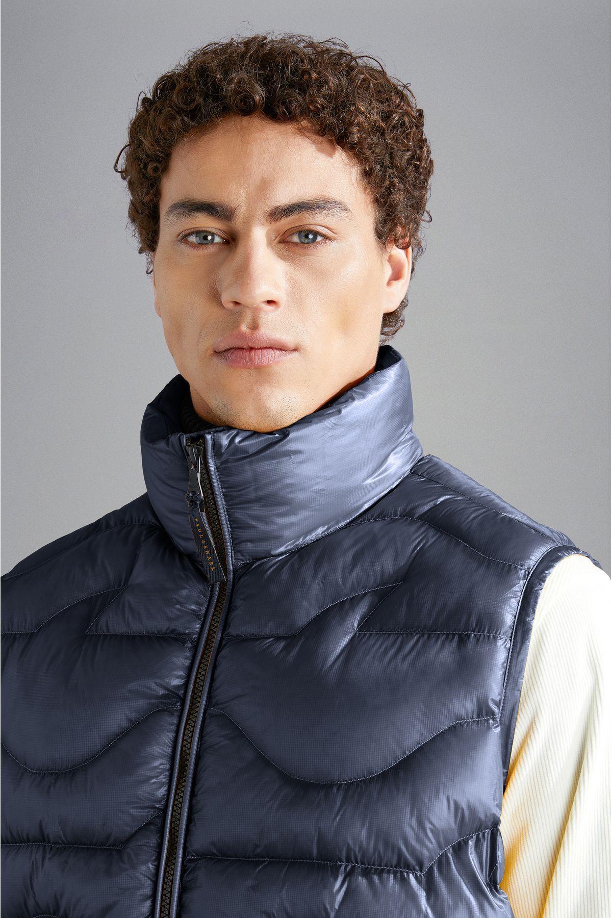 quilted-waistcoat-fd4e14.jpg