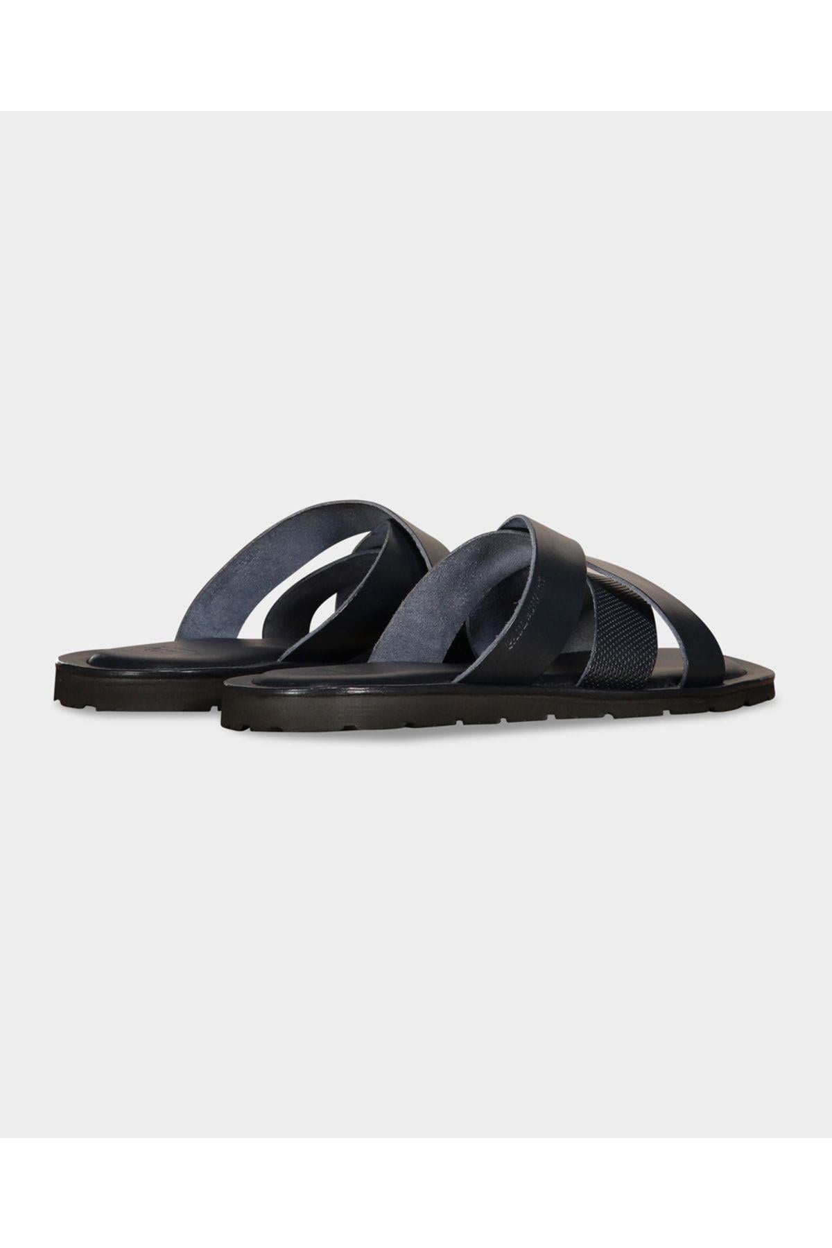 slippers--cb7b0.jpg