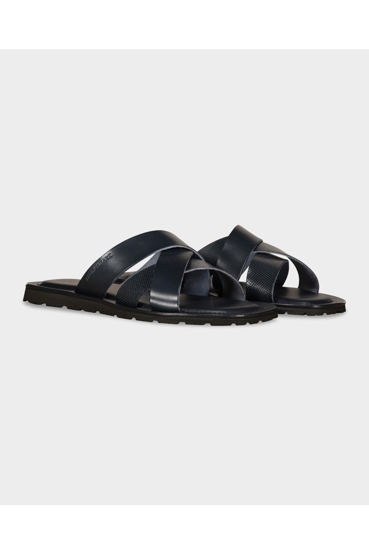 slippers-1cc7f4.jpg