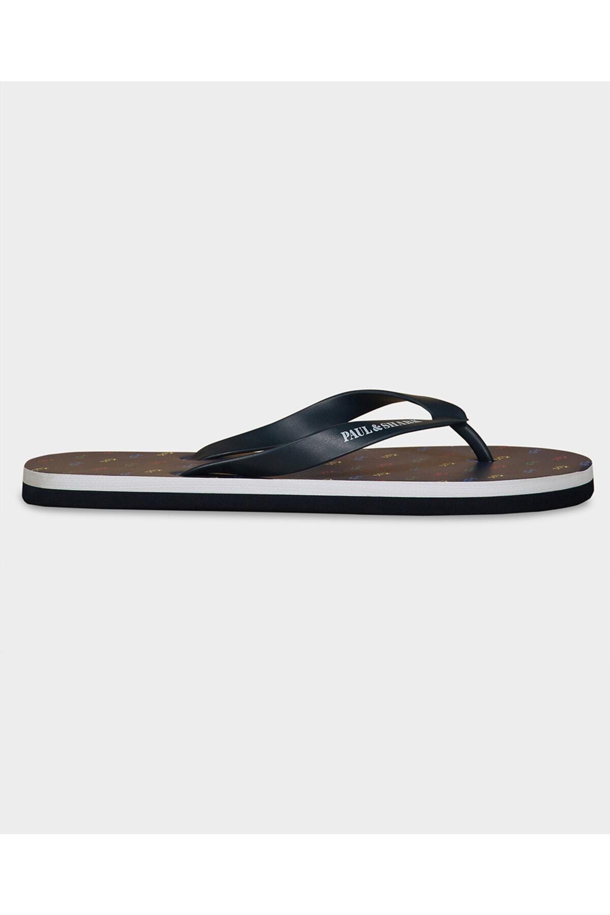 slippers-7f7183.jpg
