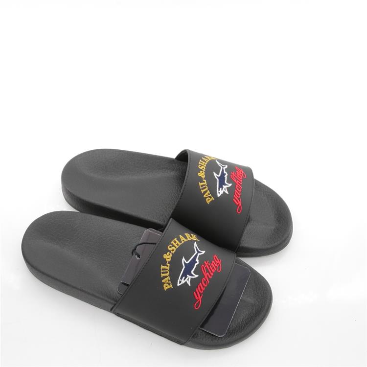 slippers-a-3246.jpg