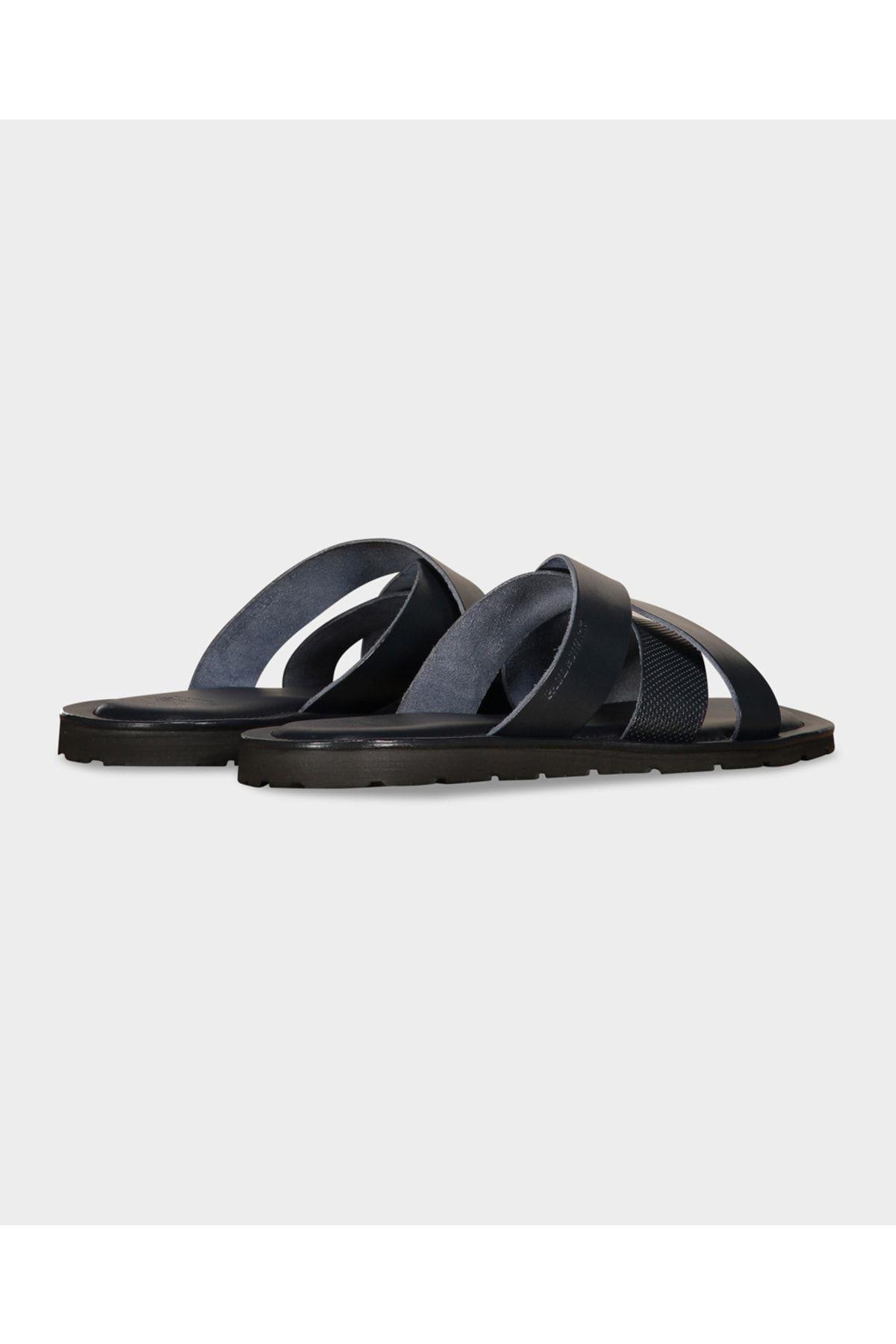 slippers-d8-b6c.jpg
