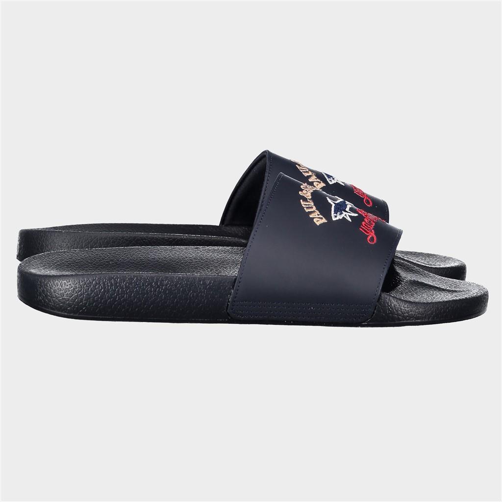 slippers-f0f4e-.jpg