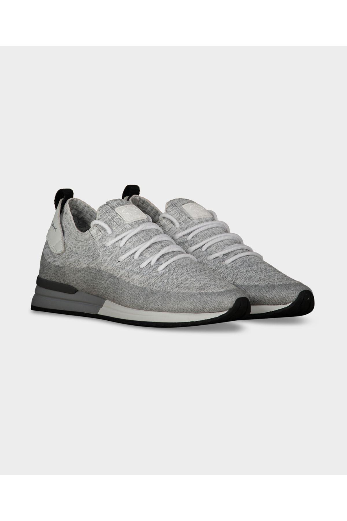 sneakers--42cc-.jpg