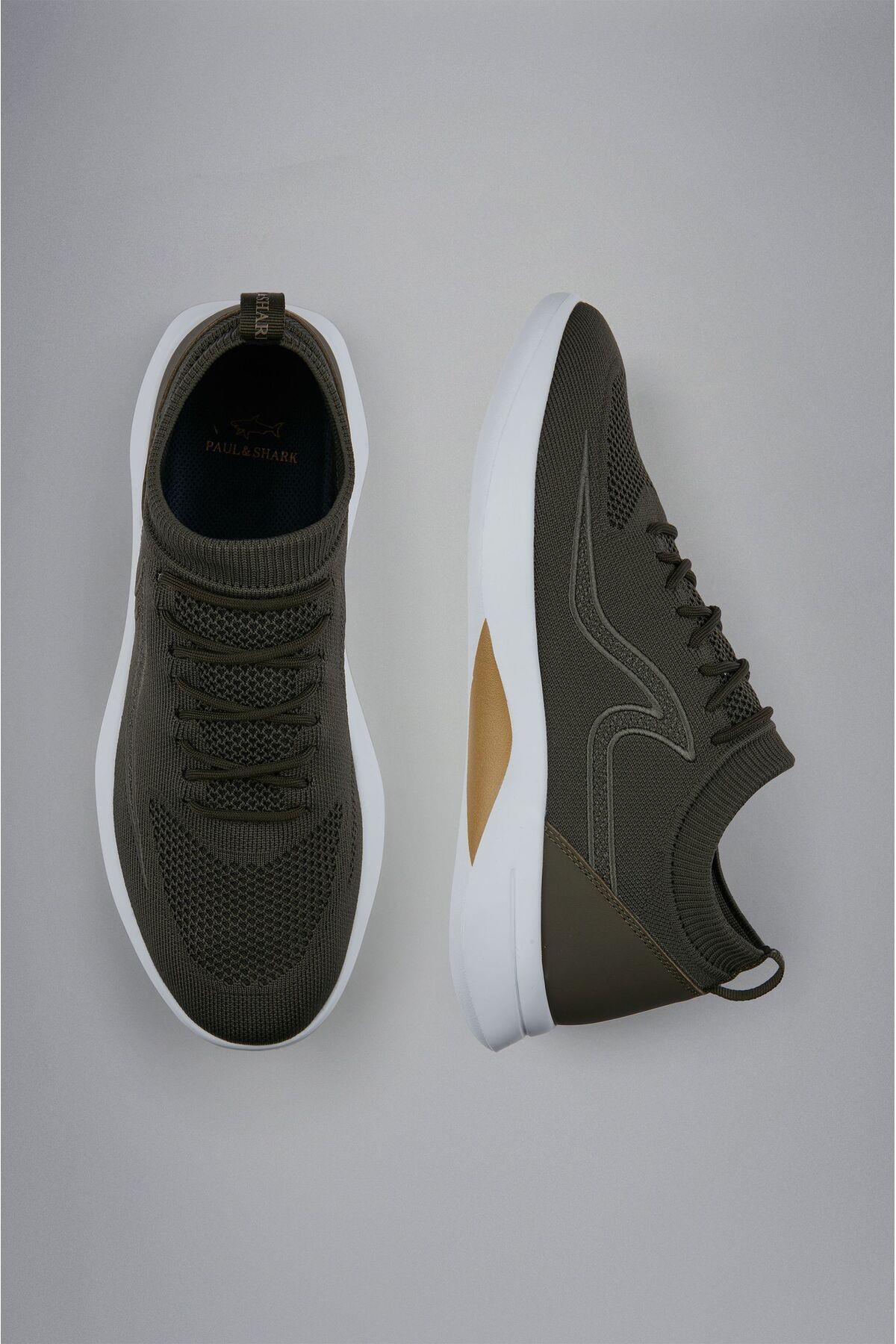 sneakers--491c-.jpg