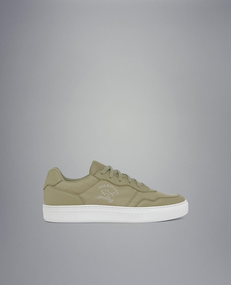 sneakers-03f51a.jpg
