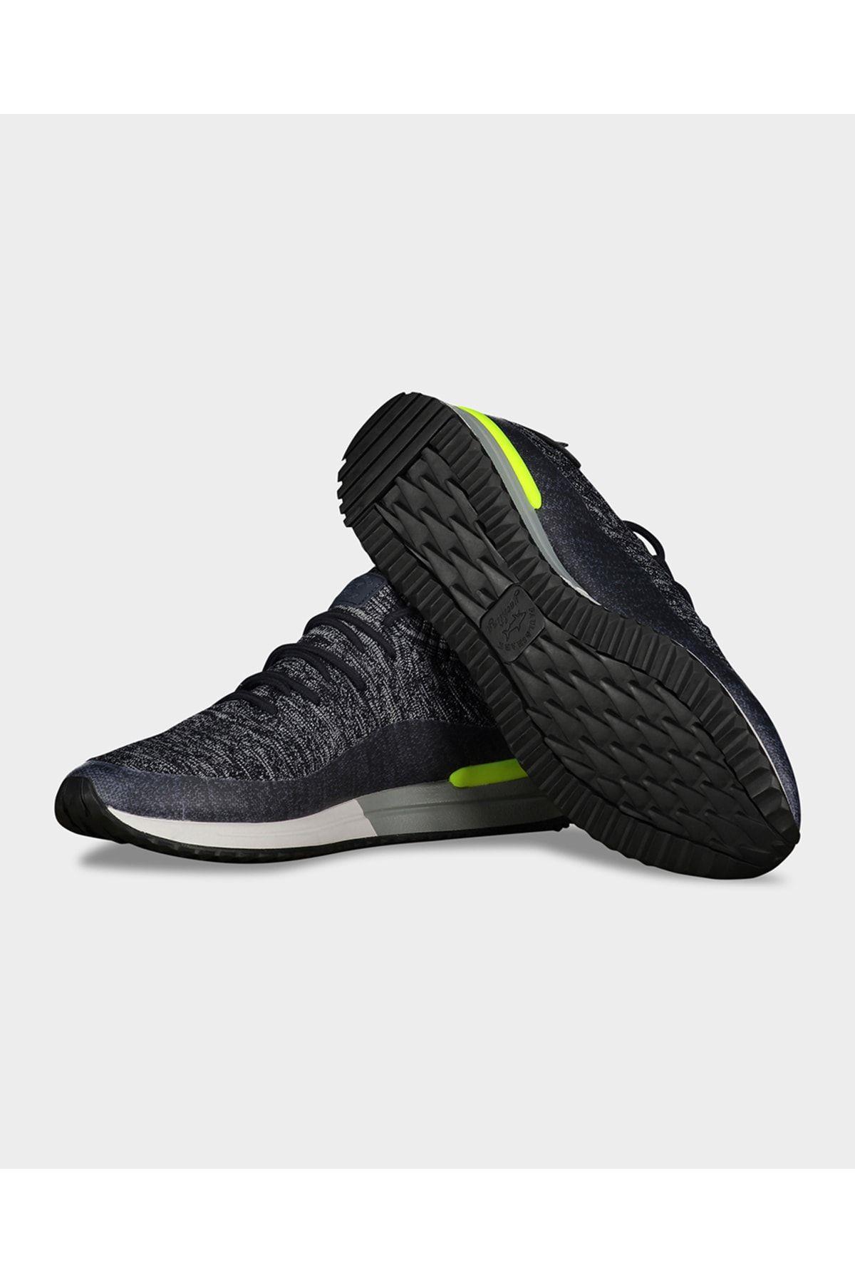 sneakers-16-44d.jpg